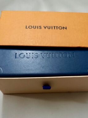 EMPTY Louis Vuitton Sunglasses box/case with care booklet and small 'to/from tag